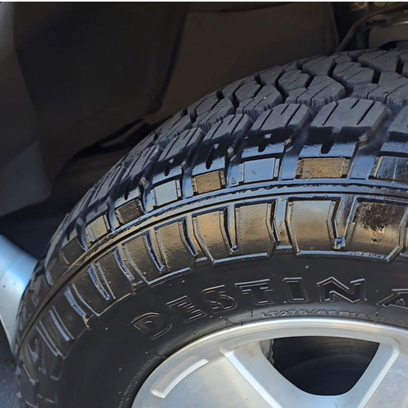 Hyper Gloss Premium Concentrated Dressing Rubber Dressing Detailer's Choice, Inc. 